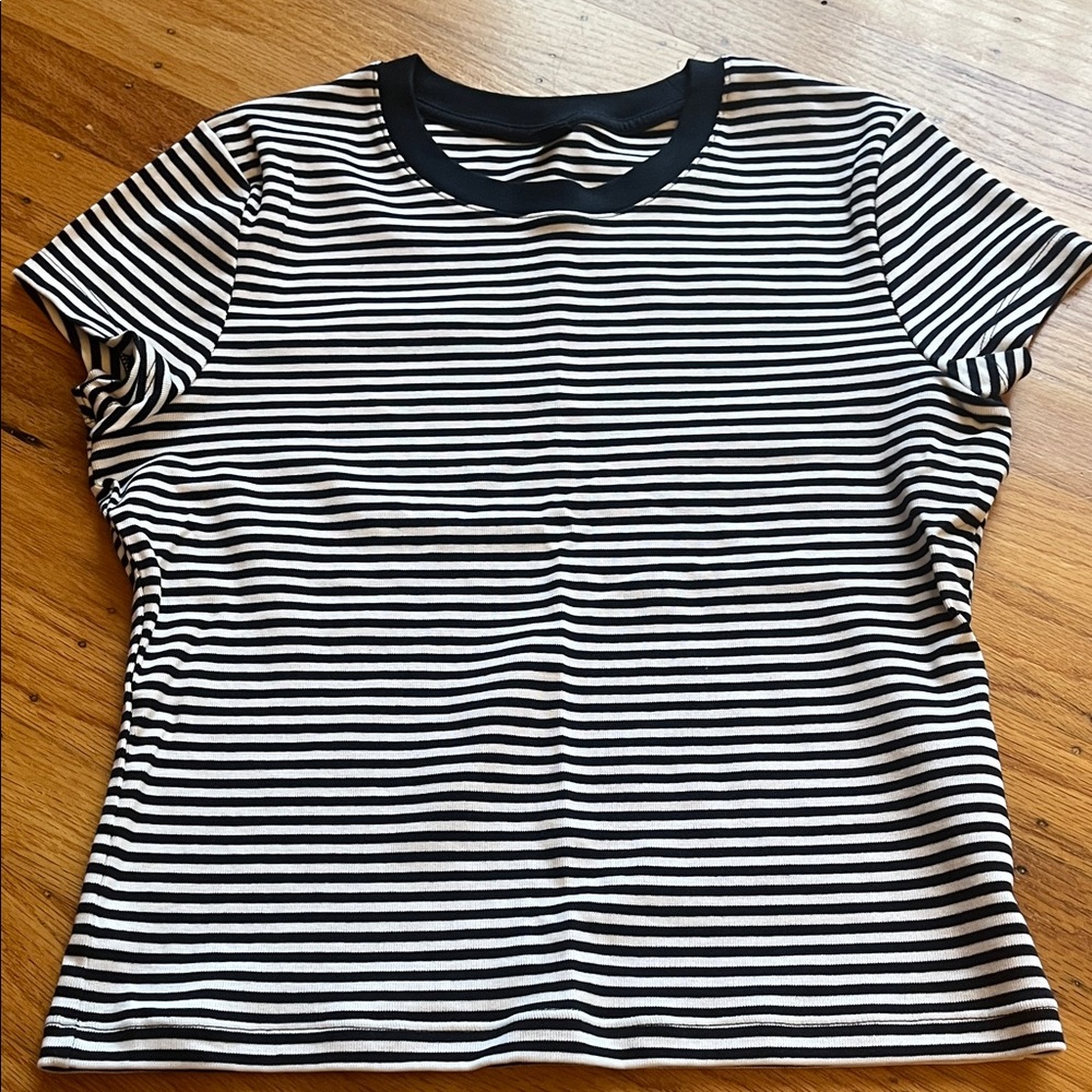 Uniqlo Striped Tshirt